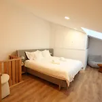 Διαμέρισμα 63 Letter - Sun-filled & Quiet With Elevator Access *