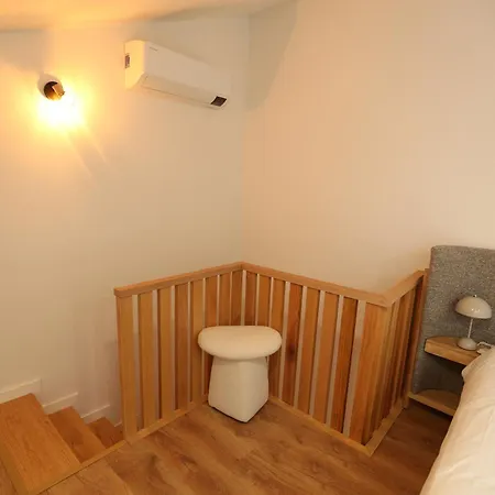 63 Letter Sanches Apartment Lissabon