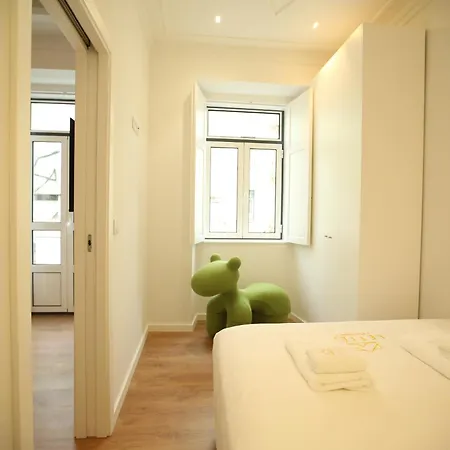 63 Letter Sanches Apartment *