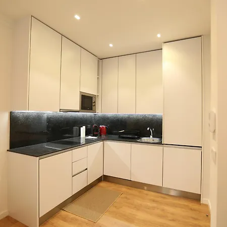 63 Letter Sanches Apartment