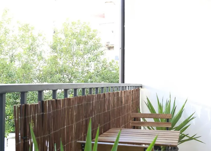 63 Letter - Sun-filled & Quiet With Elevator Access