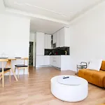 شقة 63 Letter - Sun-filled & Quiet With Elevator Access Lisboa